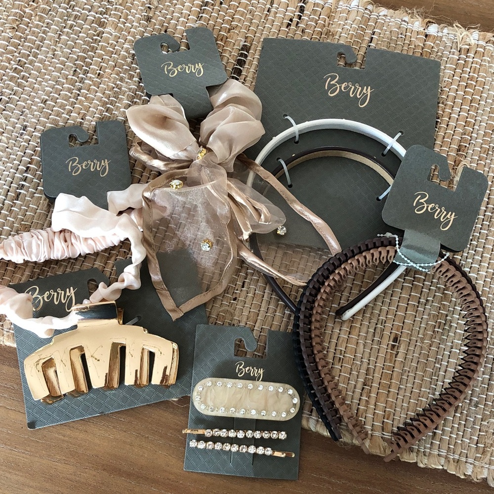 Berry Hair Accessory Set - Neutral & Blush Tones